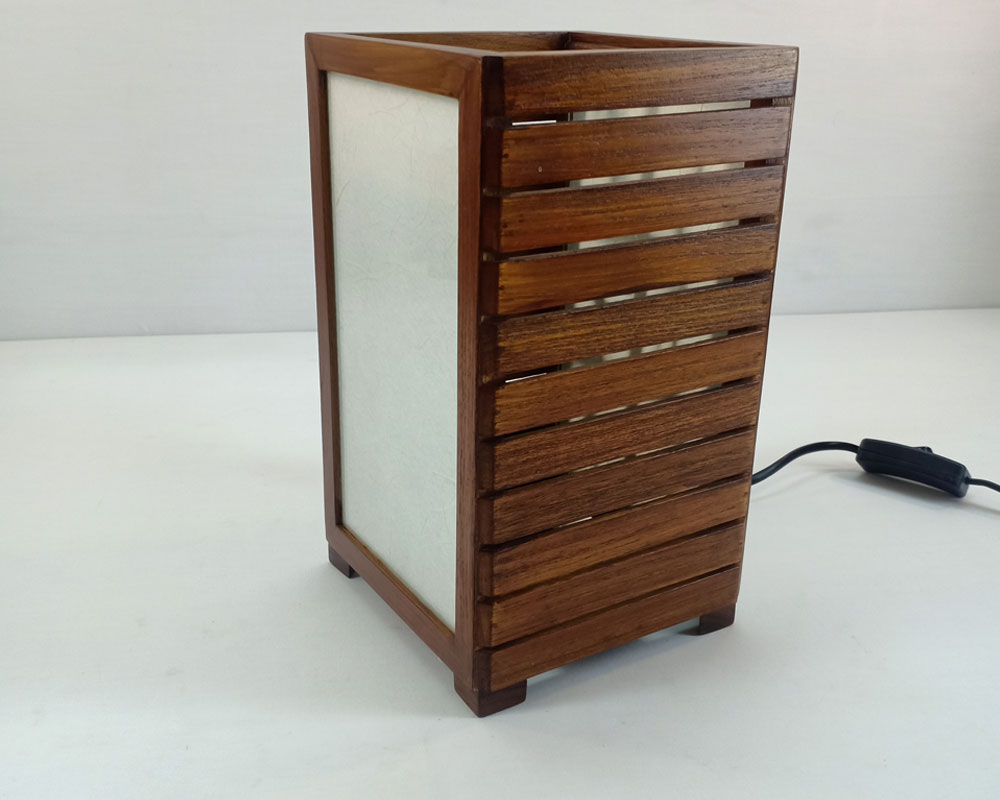 Bastar Tribal Iron Work Table Lamp Design No. 1 - Image 3