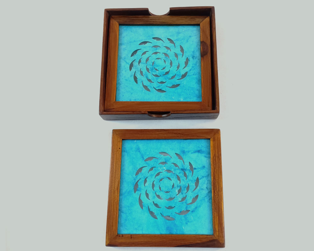 Sanjhi Art Coaster Large - Set of 2 With Holder