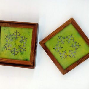 Sanjhi Art Coaster - Set of 2 with holder